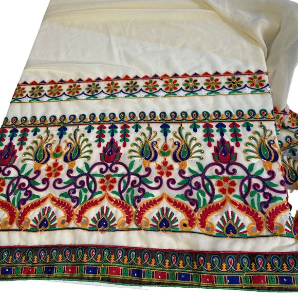 Elegant Blue and Cream Embroidered Saree - Picture 8 of 9